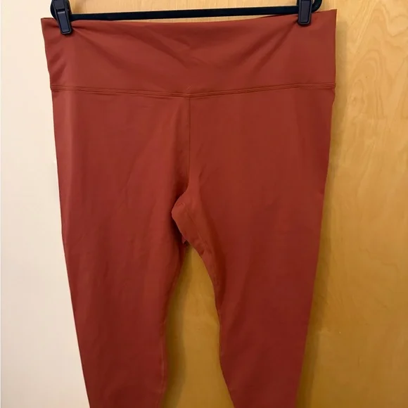 Fabletics Terracotta Leggings - Picture 2 of 7